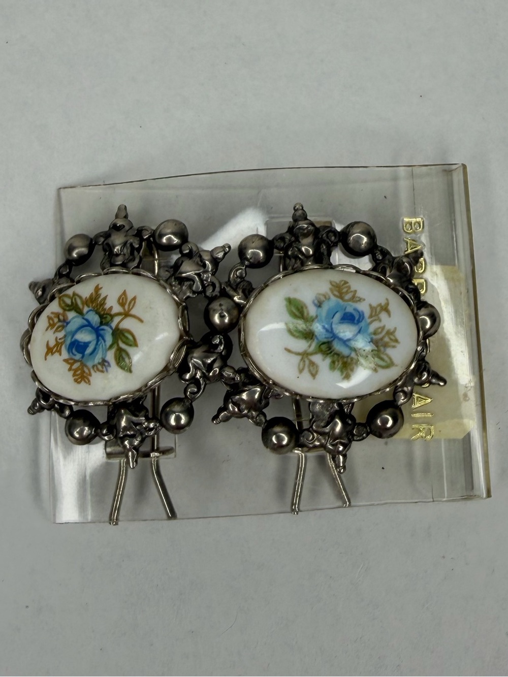 Set of two vintage floral Bobby pins hair clips